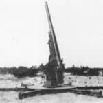出現時には大口径ながら太平洋戦争時には旧式化した【14年式10cm高射砲】
