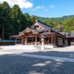 124名が死亡…　初詣での「餅まき」が引き起こした「空前の惨劇」　群衆管理の未熟さによって起きた「彌彦神社事件」とは？【戦後事故史】