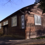 中高生が発掘！　秋山好古が創設した習志野騎兵旅団の建物が、近年まで大学キャンパスに現存していた
